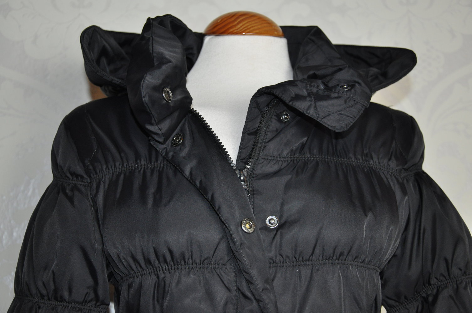 Mango Daunenjacke in Schwarz