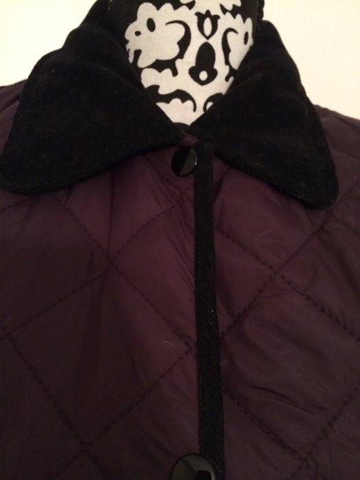 Steppjacke Steppmantel Übergang lila violett purpur Gehschlitz