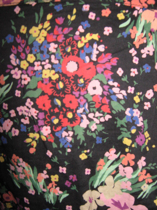 NEU Romantik Blüten Blumen Flower- Power Mille Petit fleur Bluse mit Puffärmeln 