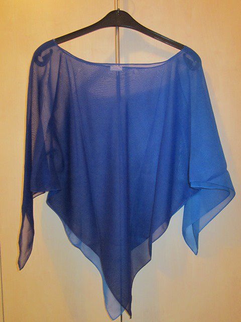 NEU Tunika mit interessantem Schnitt - Einheitsgröße
