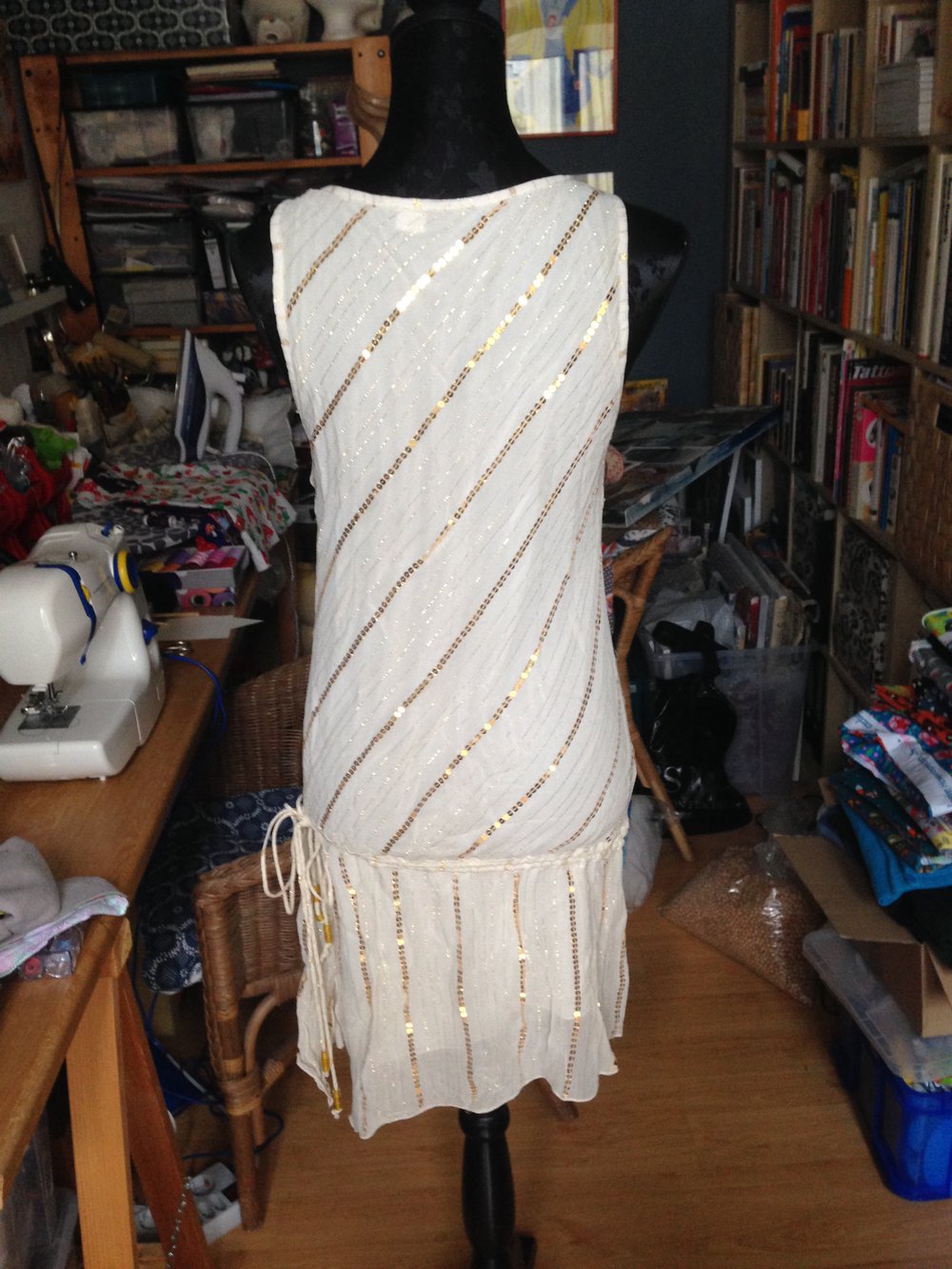 Kleid im 20er Jahre Stil mit Pailletten