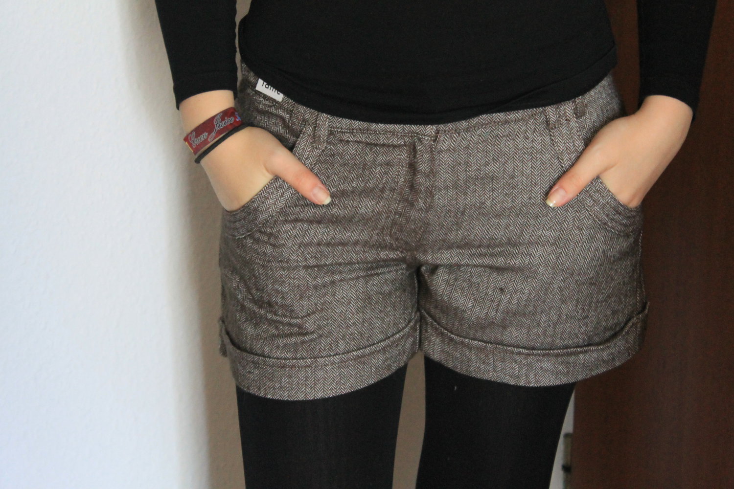 Shorts / Hotpants / grau / neu