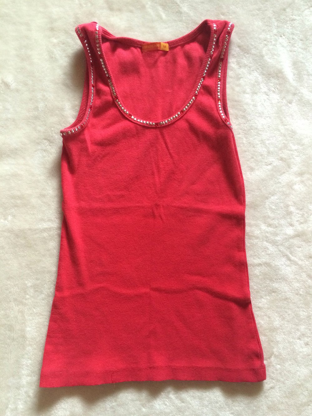 Tanktop Größe M 36/38 rot mit Nieten und Glitzersteinen
