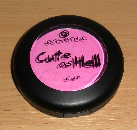 essence Blush 01 Wawawawooo *Cute as Hell*