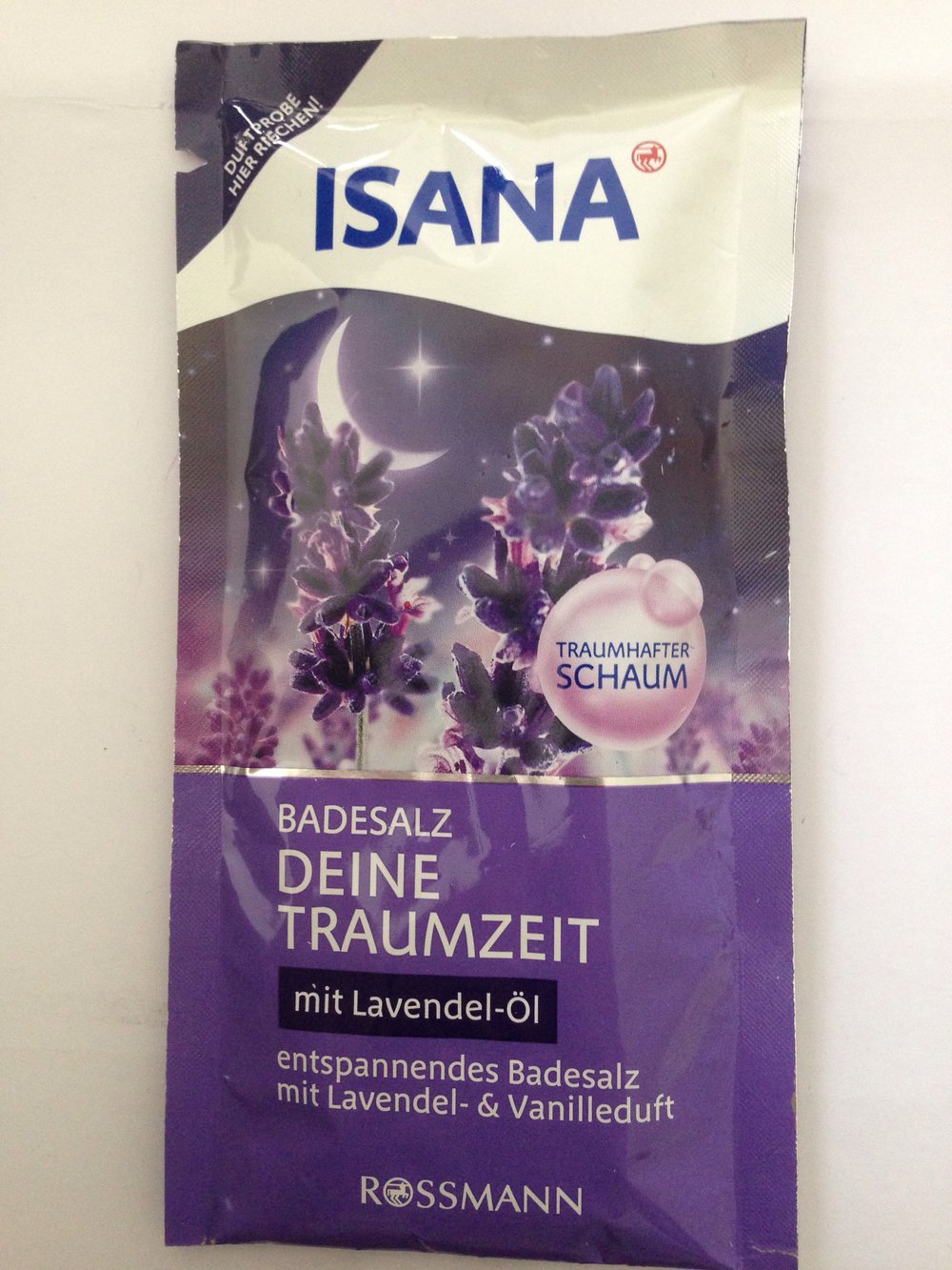 Badezusatz von Isana, Badesalz Deine Traumzeit