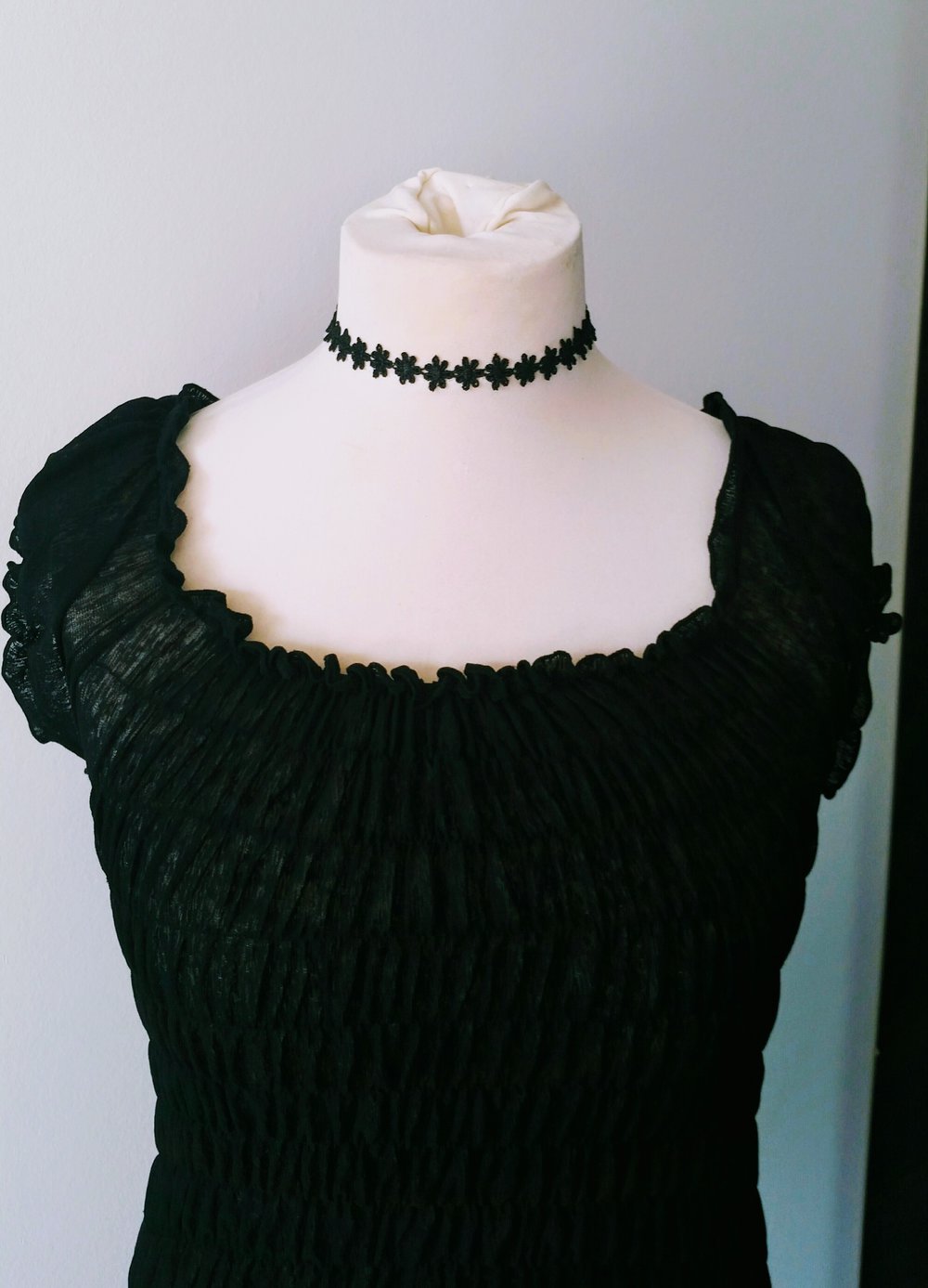 Gothic Choker Halsband schwarz Blumen Spitze Punk Romantik