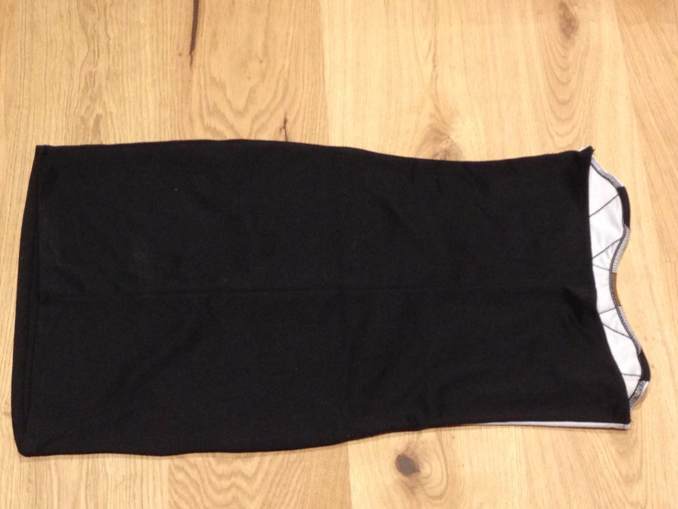 Kleid Indie strech trägerlos 