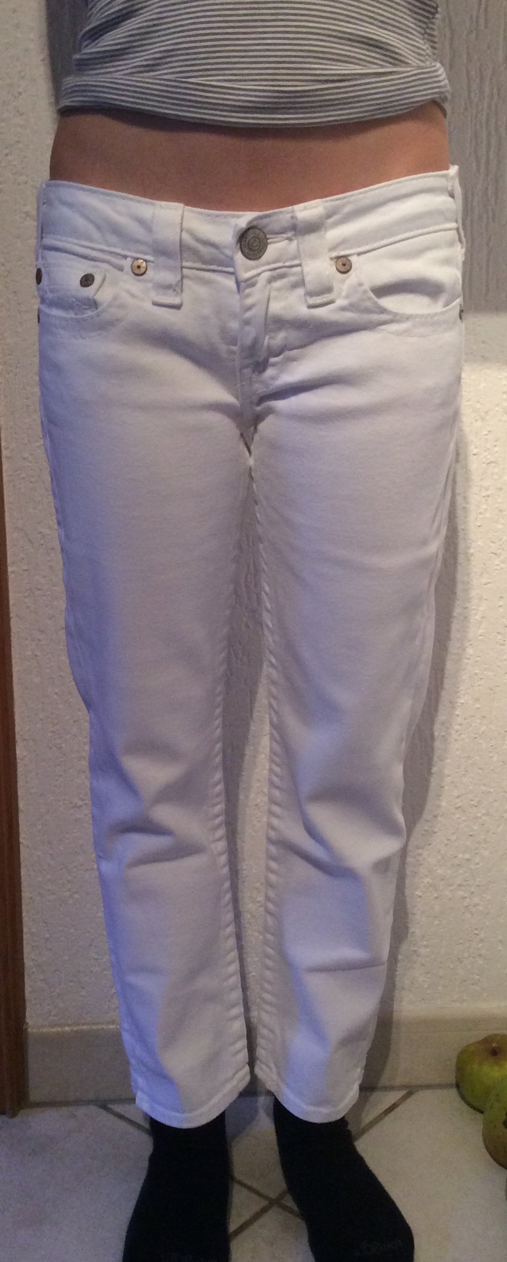 True Religion Größe 26 weiß 7/8 Länge Röhre top Zustand neuwertig 