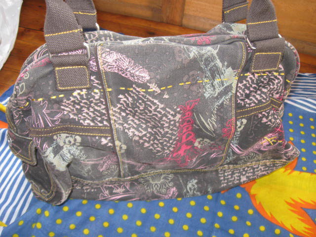 *** Geräumige Tasche ***