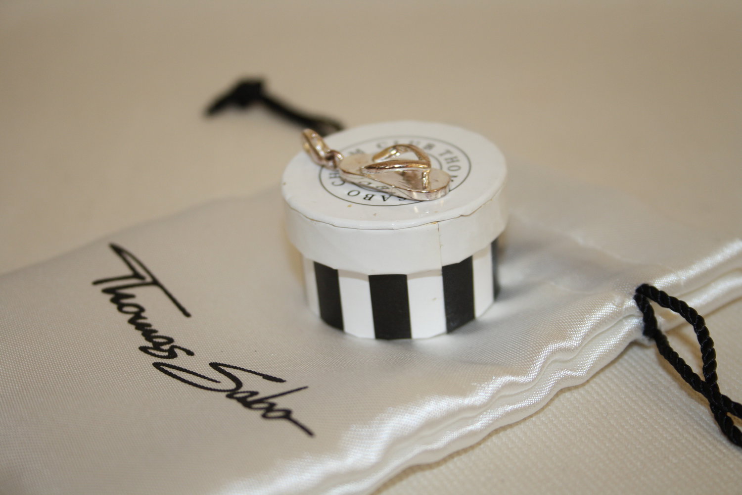 * Thomas Sabo Charm Anhänger Flipflop