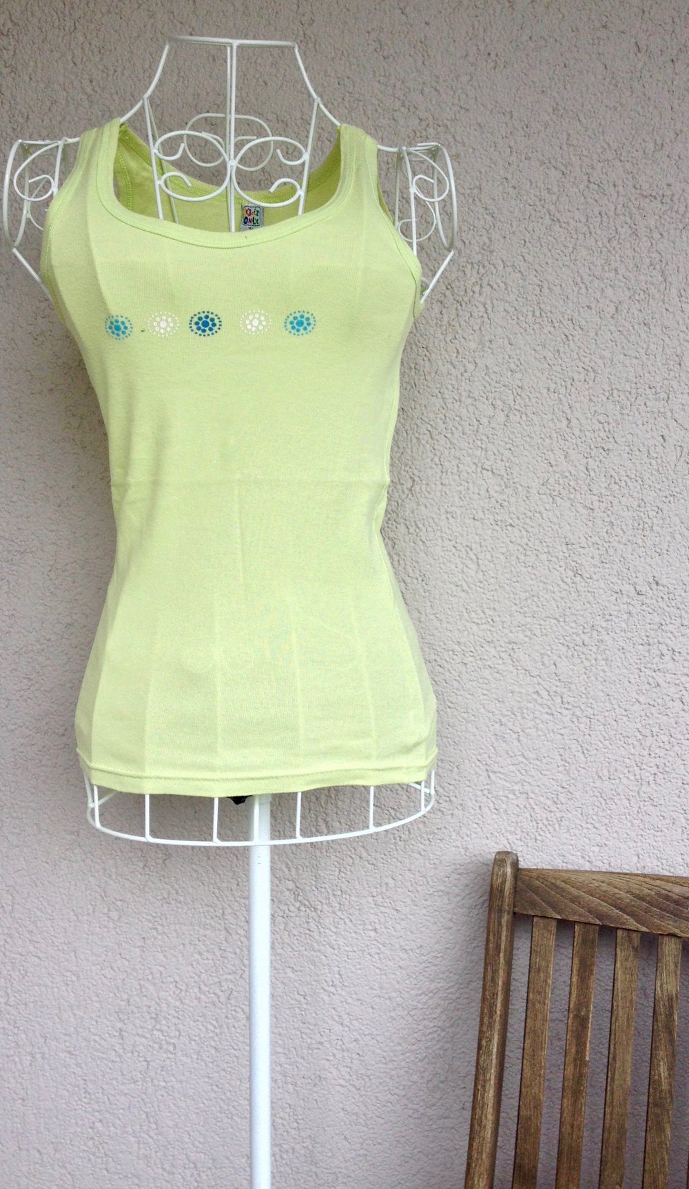 Süßes Unterhemd mit Muster