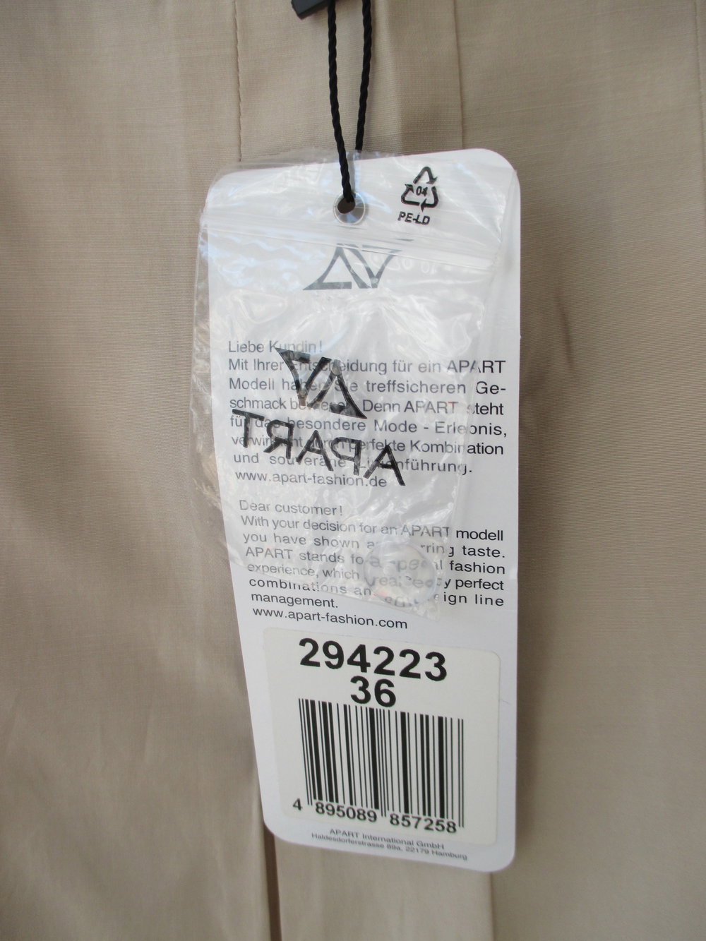 edler Falten Rock von Apart, creme beiger Farbton, chintzartiges Material, Gr. 36 , Neu mit Etikett, A - Linie