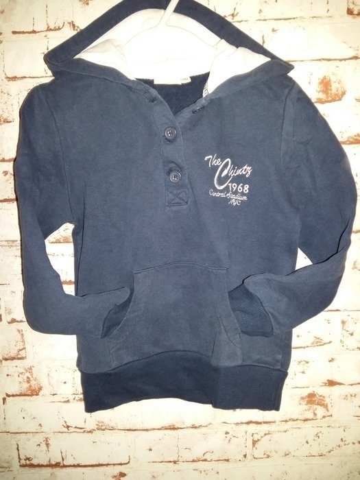 Kapuzen Pulli von Alive