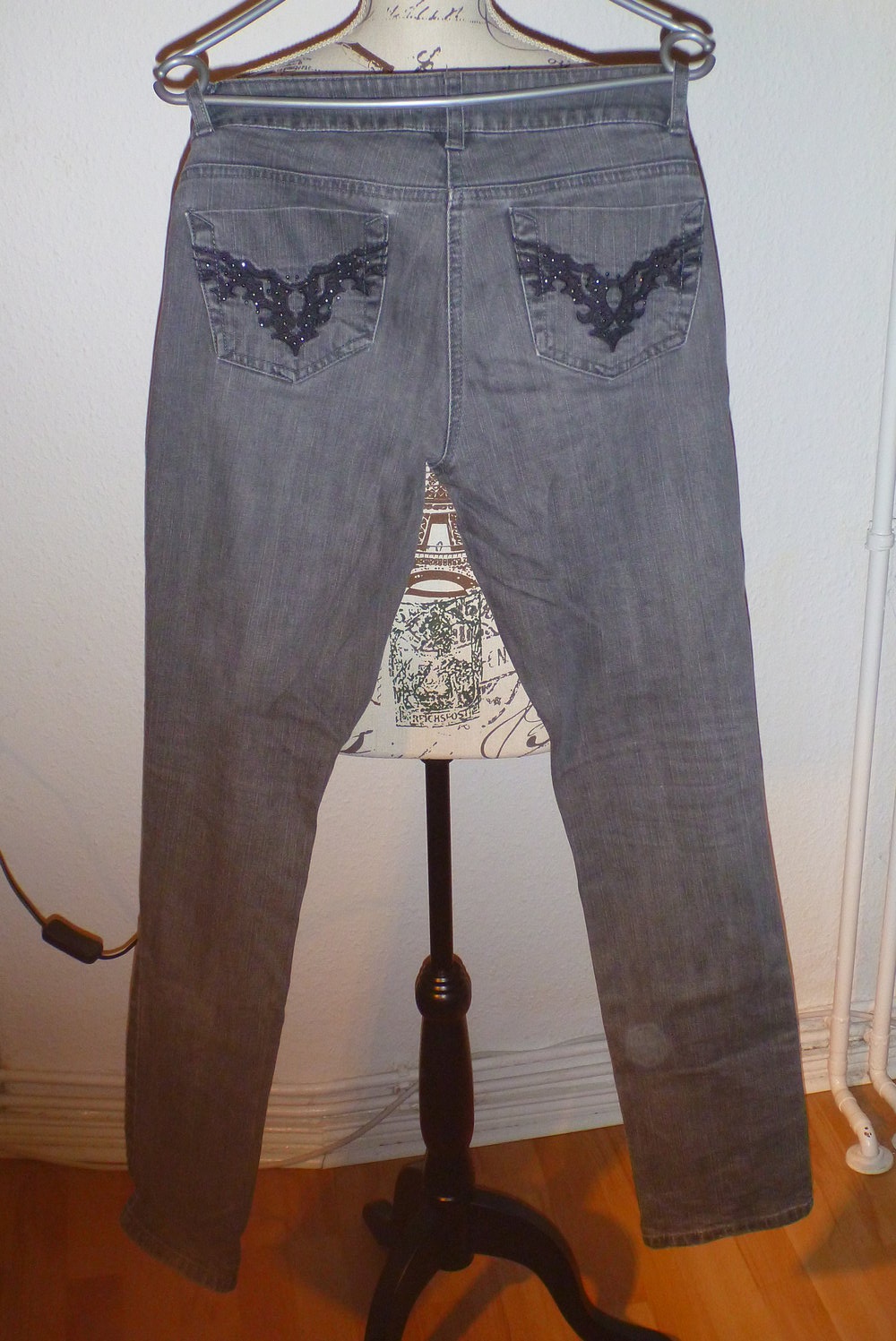 graue Jeans, Gr 36/S