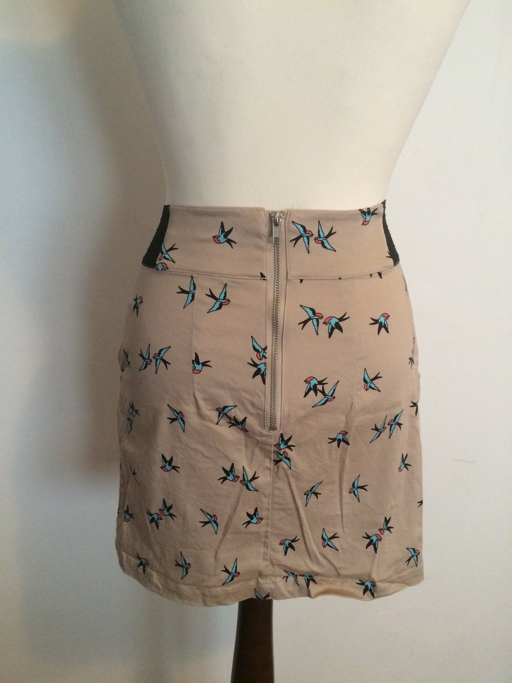 Tulpenrock mit Schwalben oldschool