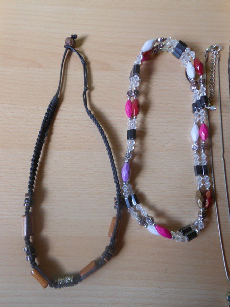 verschiedene Ketten, auch einzelnd zu verkaufen