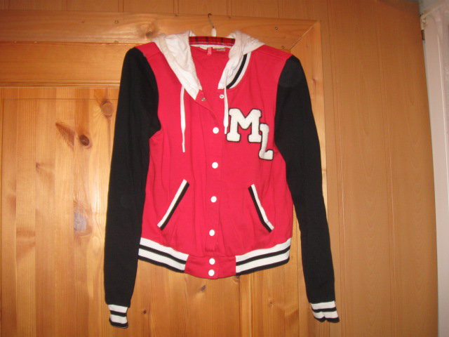 *** Kurz Jacke mit Kapuze ***