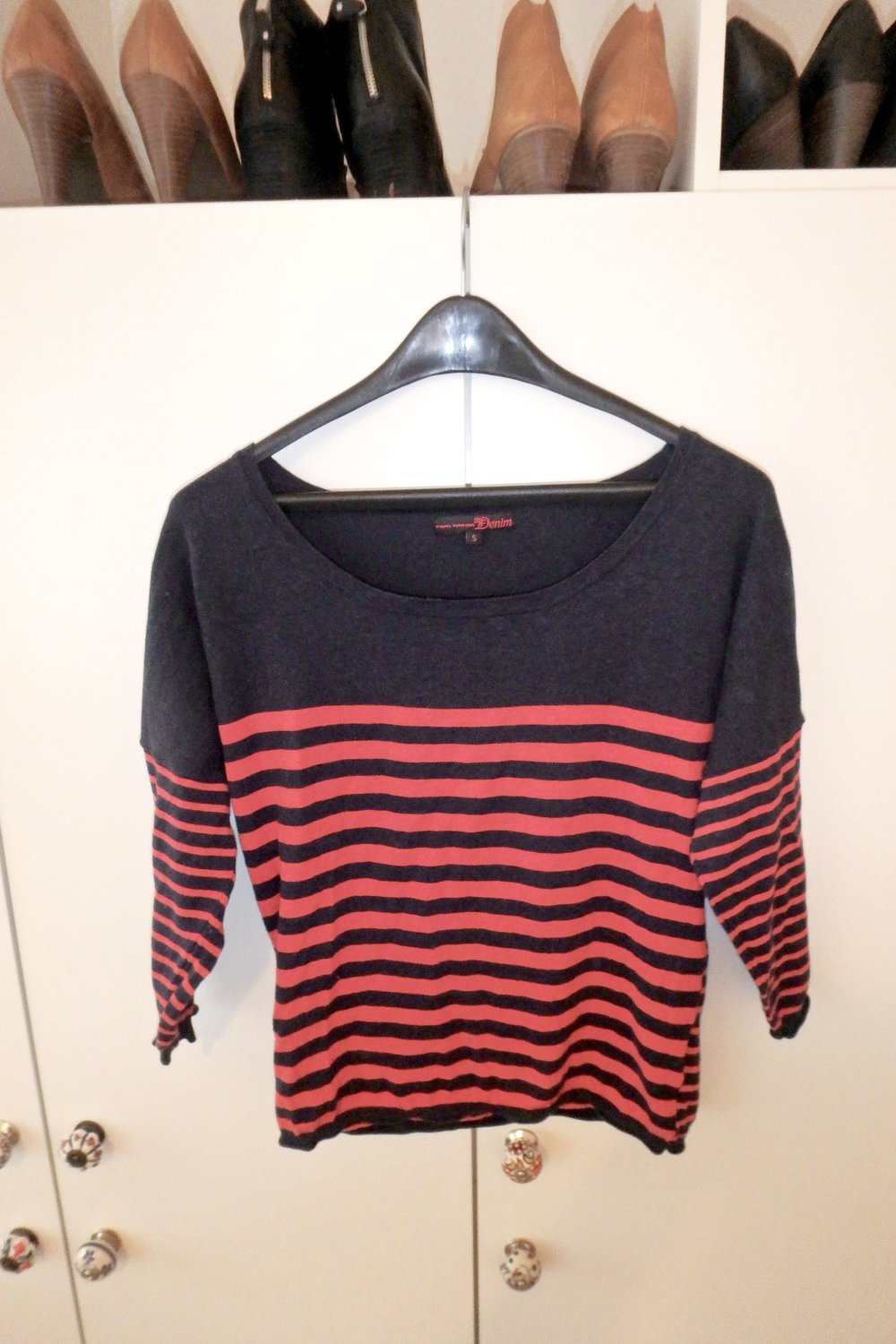 Neu schöner Pulli in 36 S