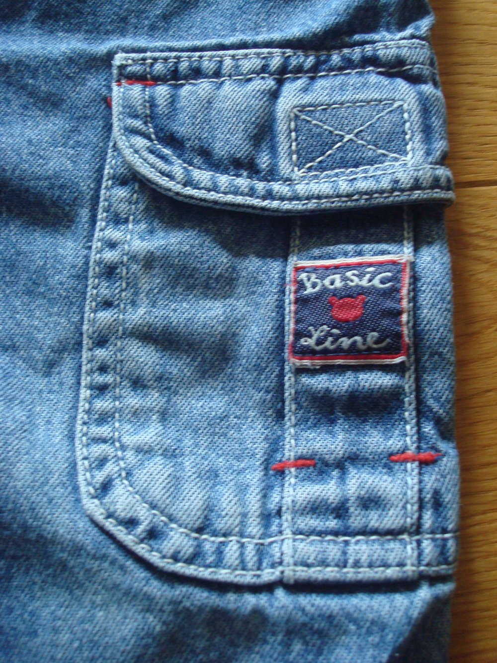 süße Jeans für Jungen Gr. 80