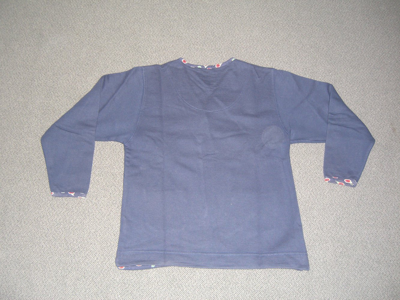 Süße Sweatjacke von TCM, dunkelblau mit Blümchen