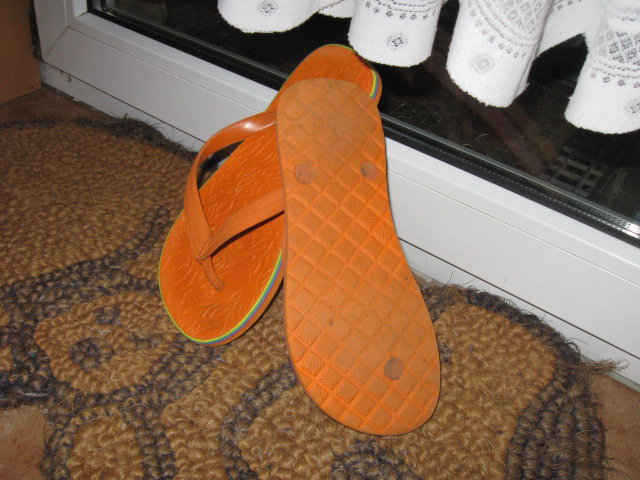 *** Farbenfrohe Zehentrenner ***