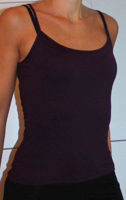 süßes Spaghettiträger Oberteil in Lila