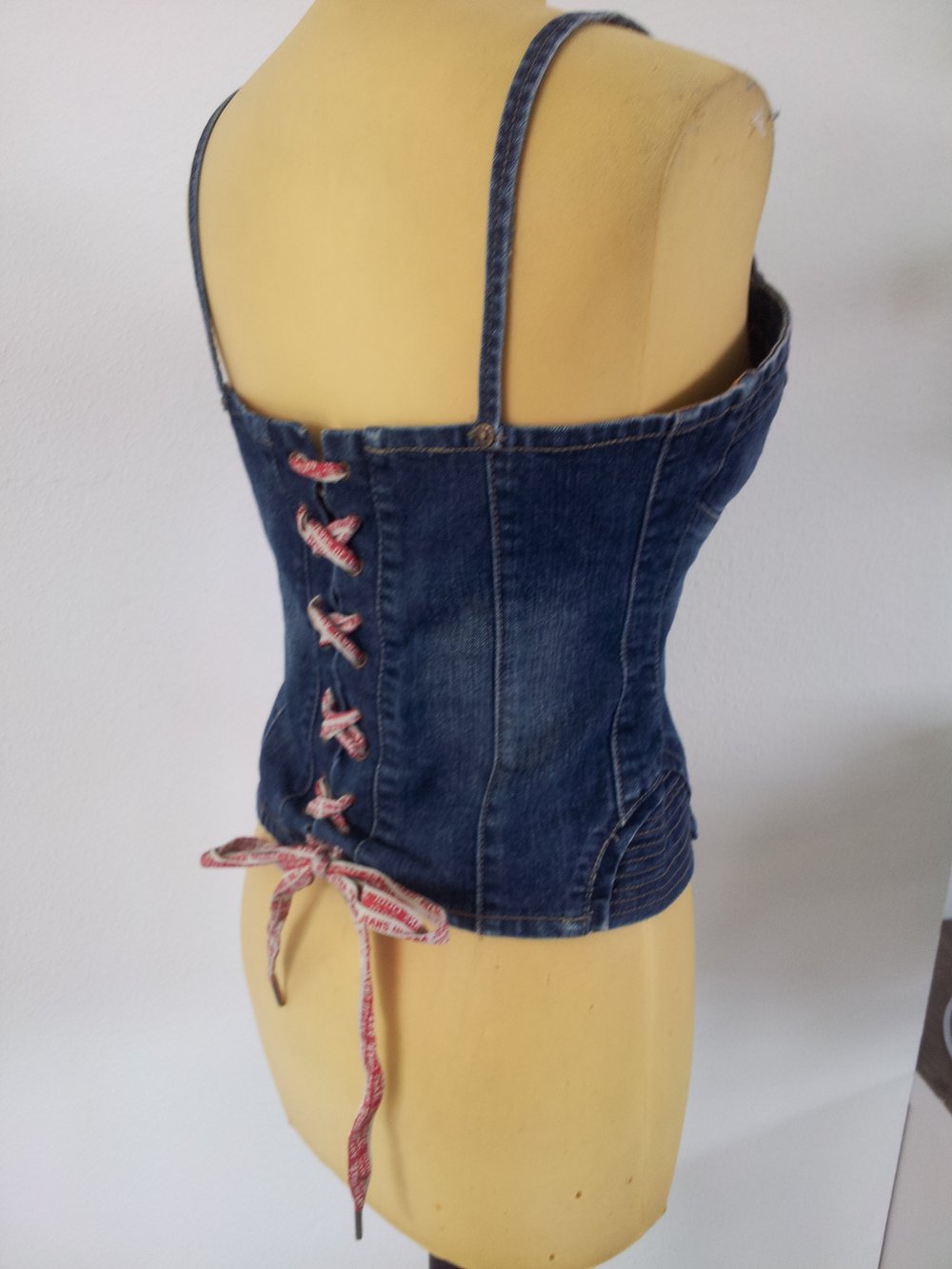 Jeans Top Schnürung