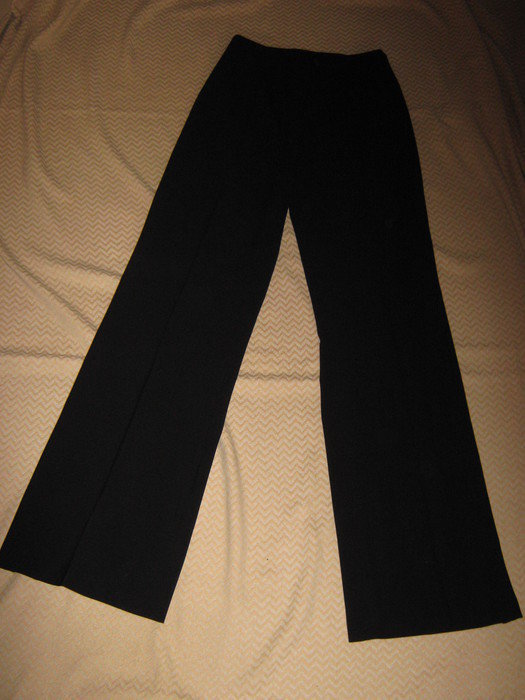 NEU Business Freizeit Marlene- Style DESIGNER Schurwolle Schlag Hose Gr. 34- 36/ XS- S, schwarz Gothic