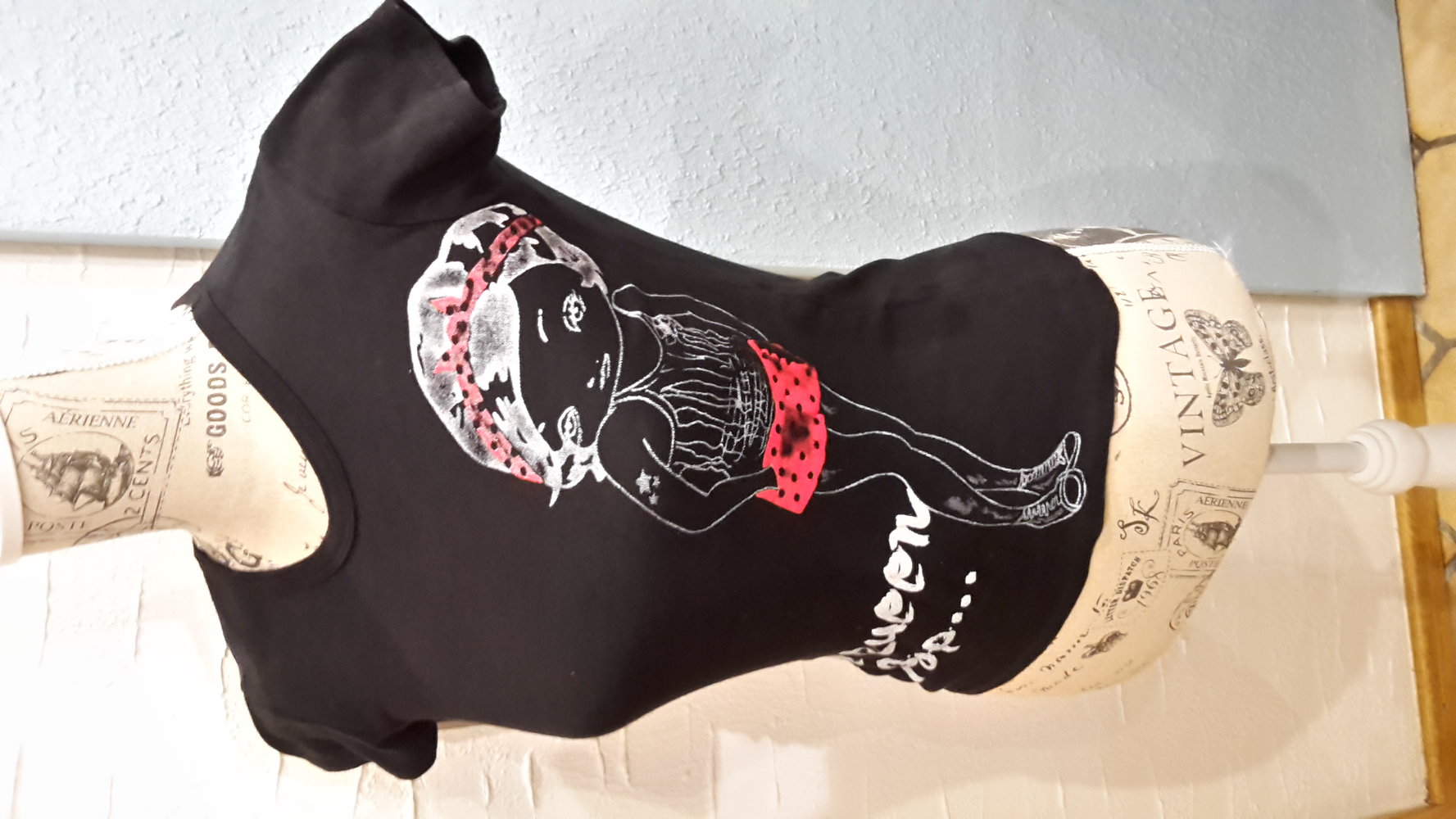 Tshirt schwarz Druck süß Rockabella