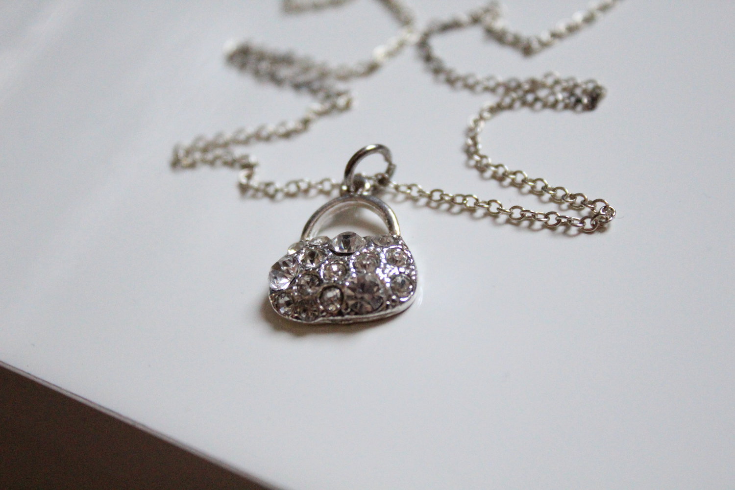 Silber Kette Shopping Bag Tasche mit Strasssteinen Kette + Anhänger silber