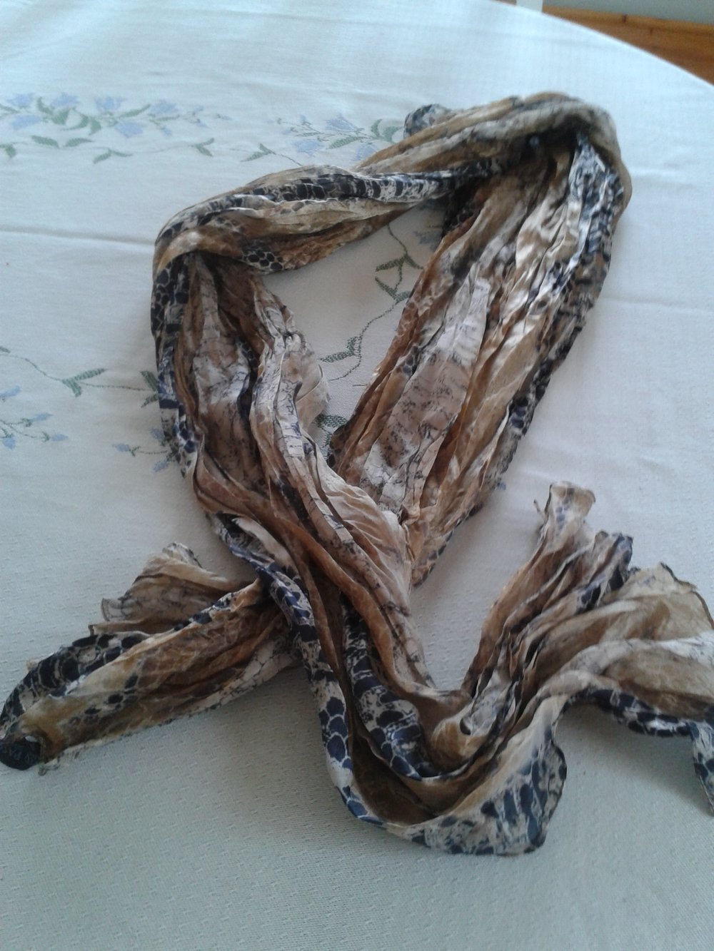 Tuch dünn Passigatti Muster