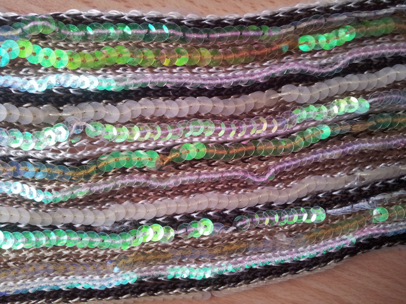  Pailletten Schal braun Fransen gestreift