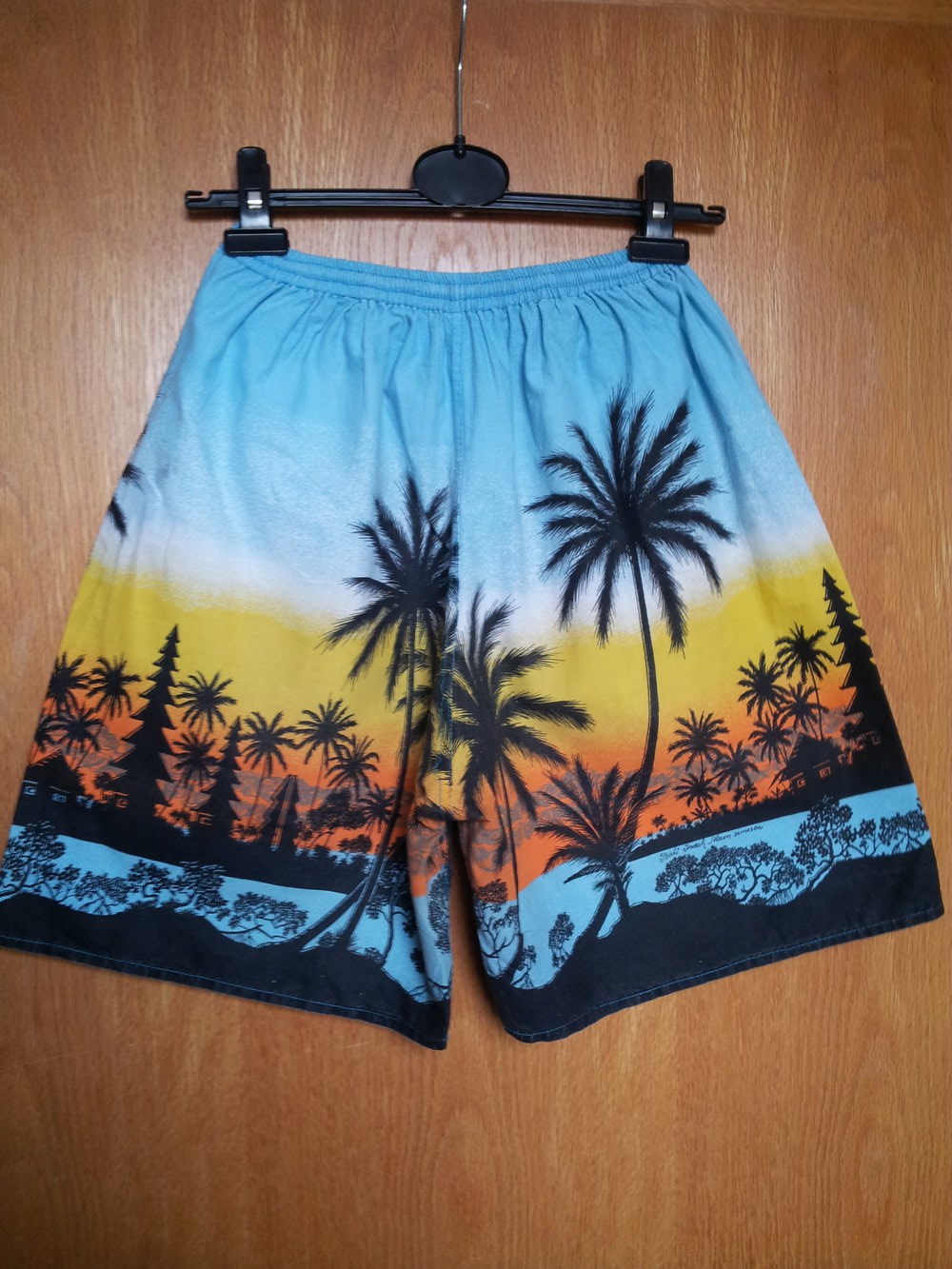 Shorts mit Palmen