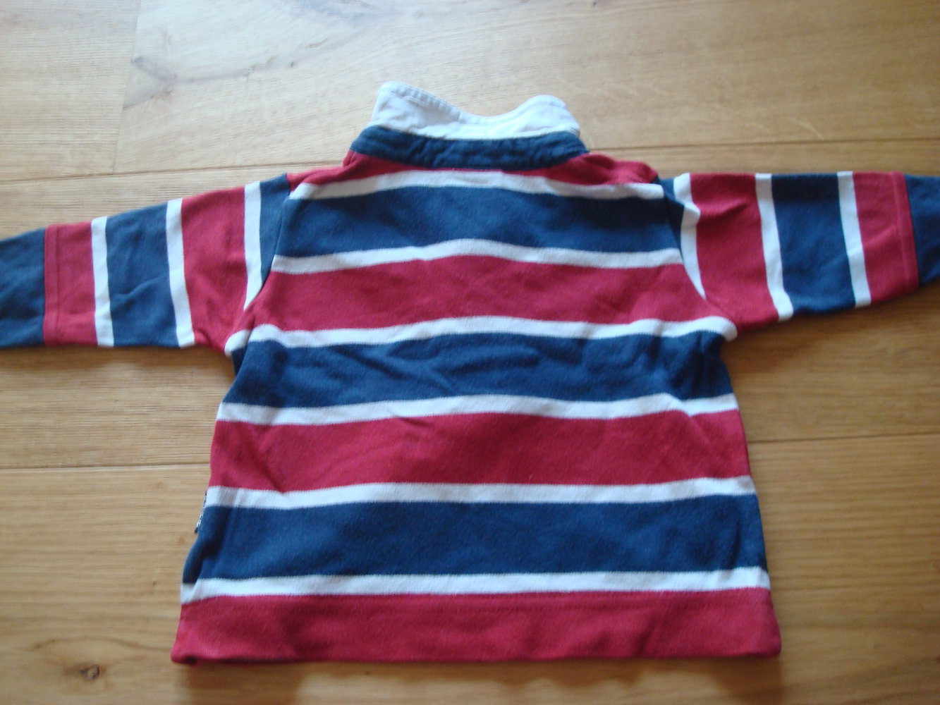 süßer Pullover von H&M Gr. 62