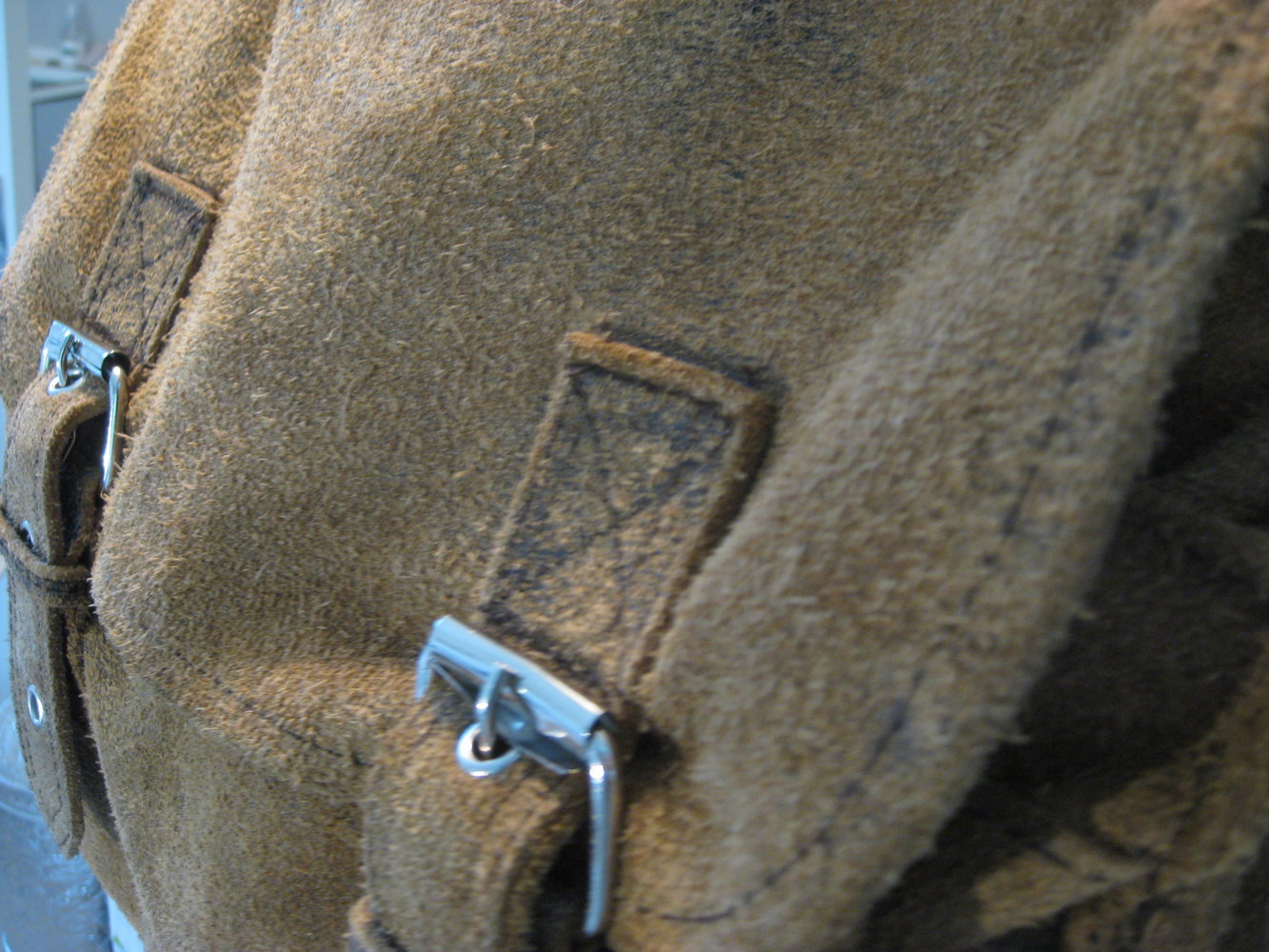 braune Vintage Ledertasche/ Schultasche zum Umhängen