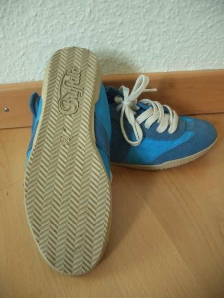 Blaue Buffalo Turnschuhe in 37
