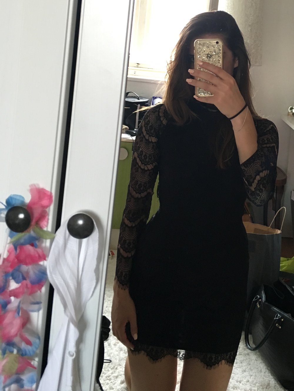 Spitze schwarzes Kleid rückenausschnitt classy laze