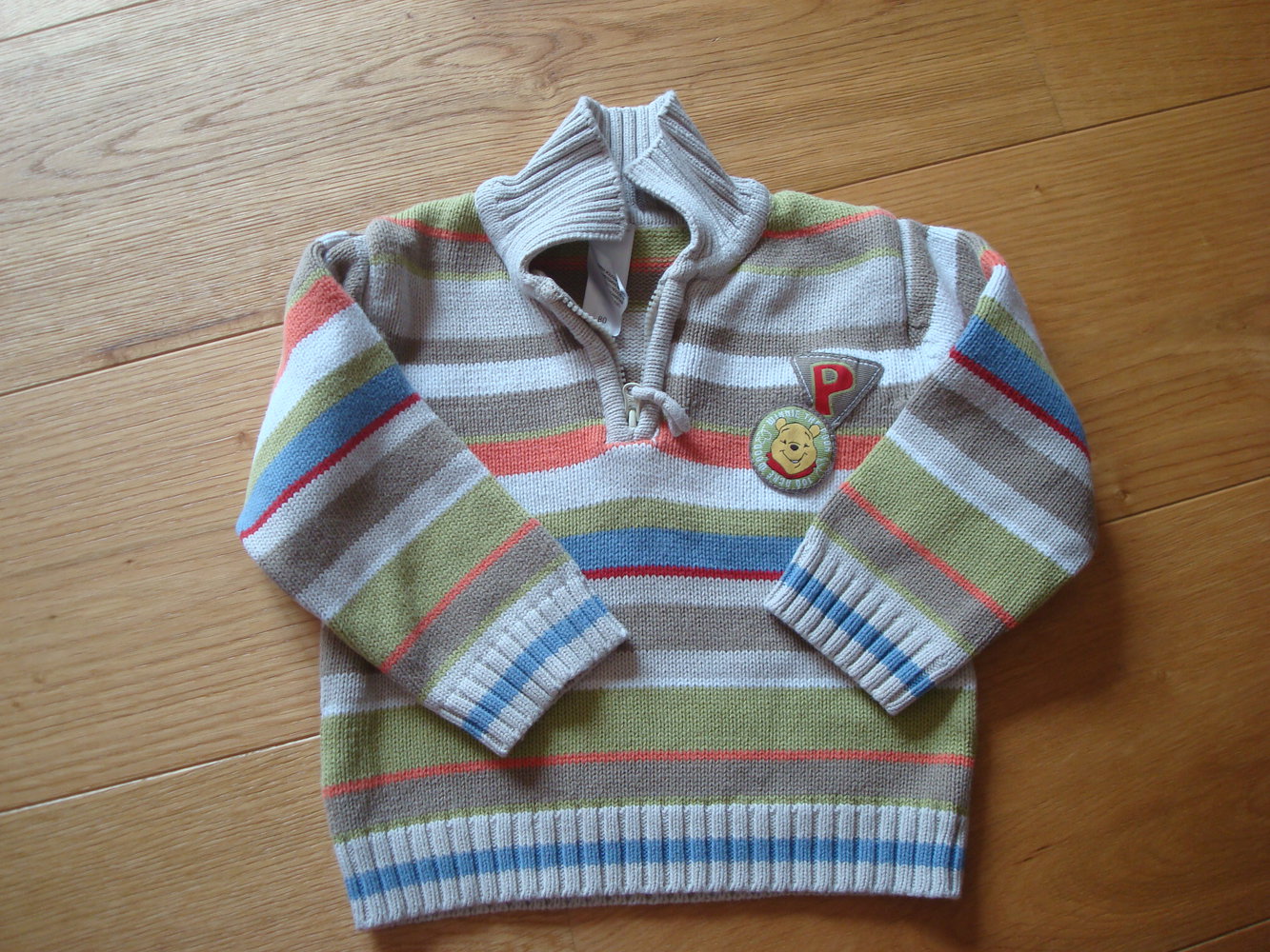süßer Pullover mit Winnie Pooh Gr. 80