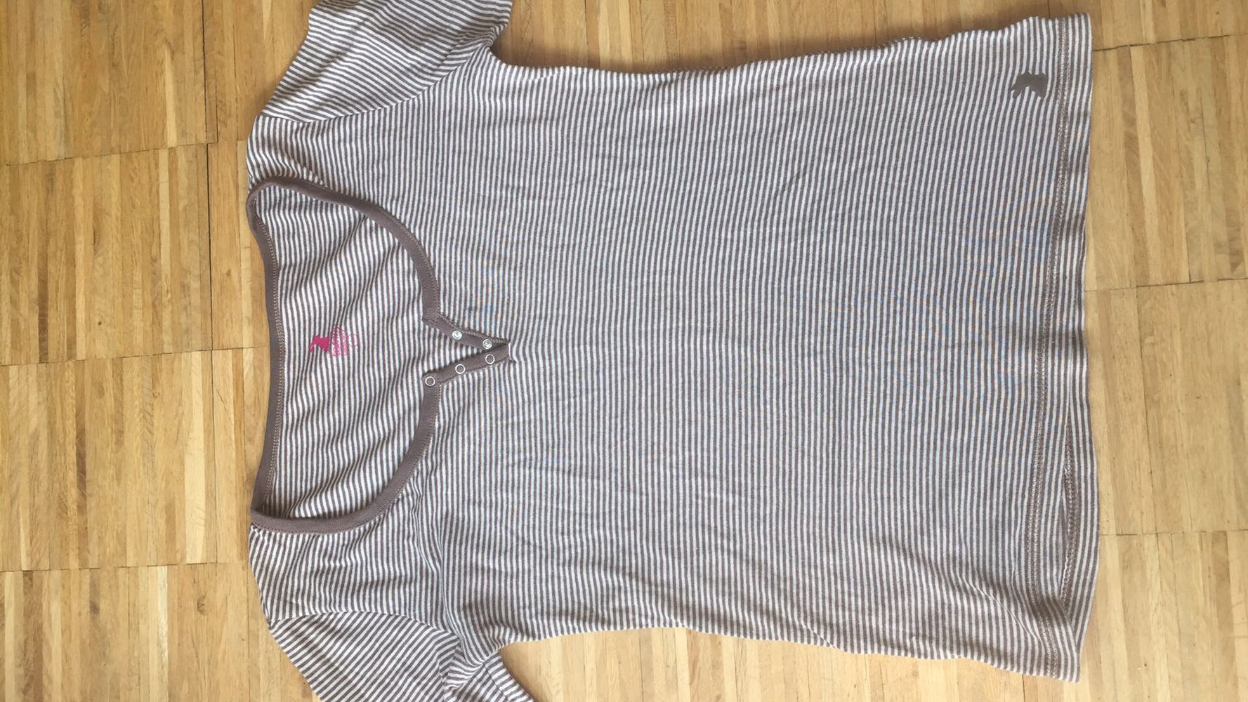 braun-beige gestreiftes Oberteil