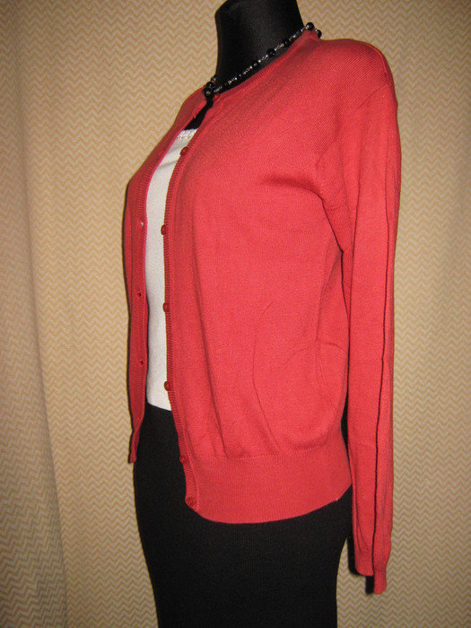 NEU Klassische Fein- Strickjacke Cardigan 