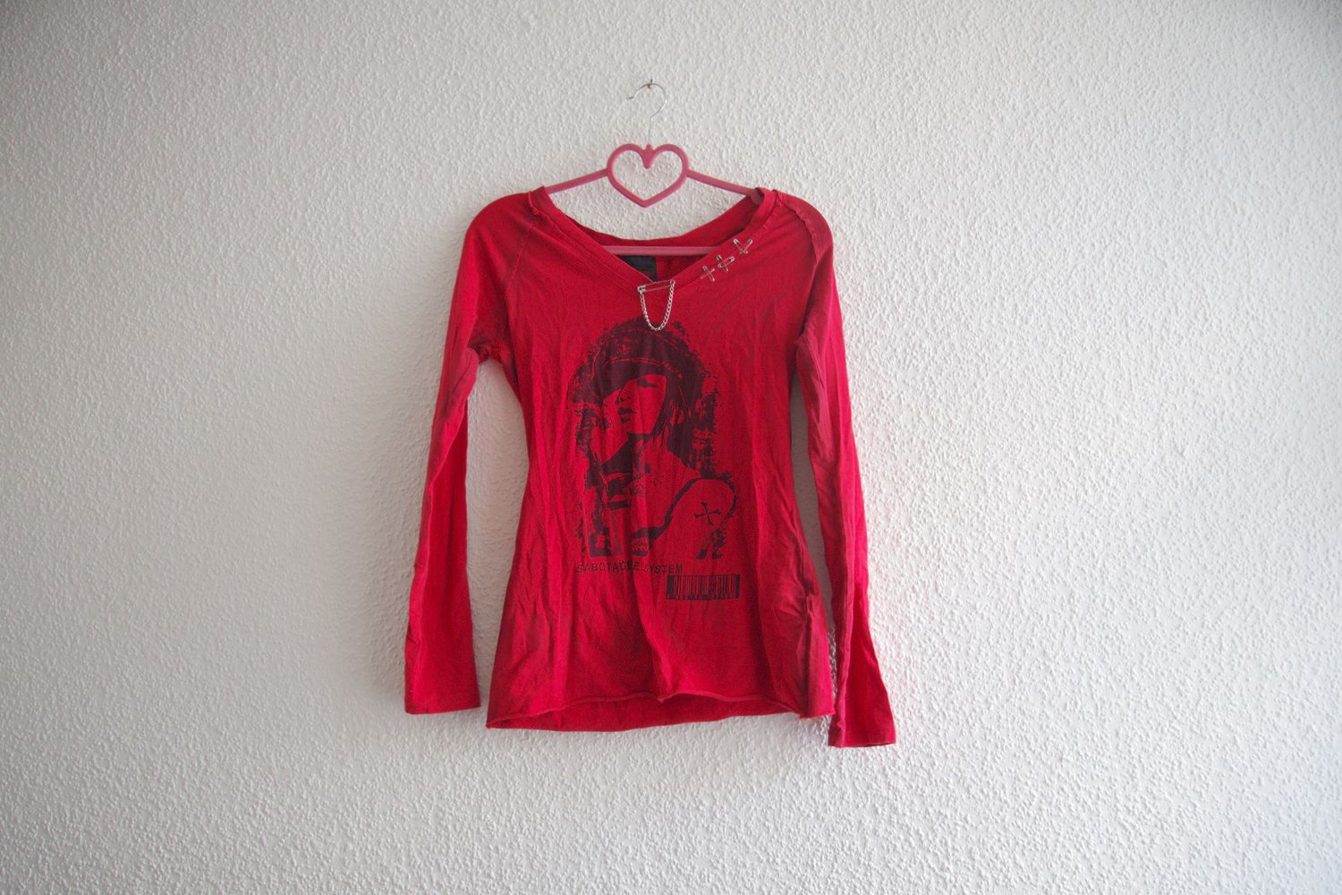 Rotes Longsleeve Gr. L M 40 42 Print Sicherheitsnadeln used Look