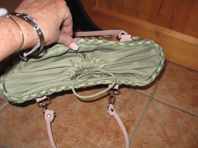 *** Neue Farbenfrohe Basttasche ***