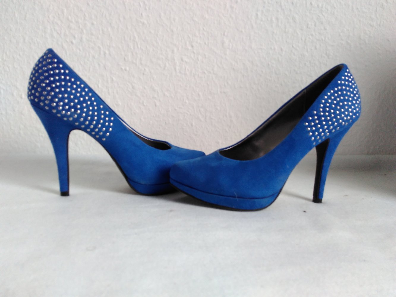 blaue Pumps