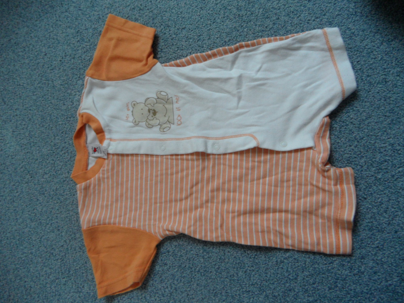 kurzer Schlafanzug Spieler Einteiler für den Sommer von C&A