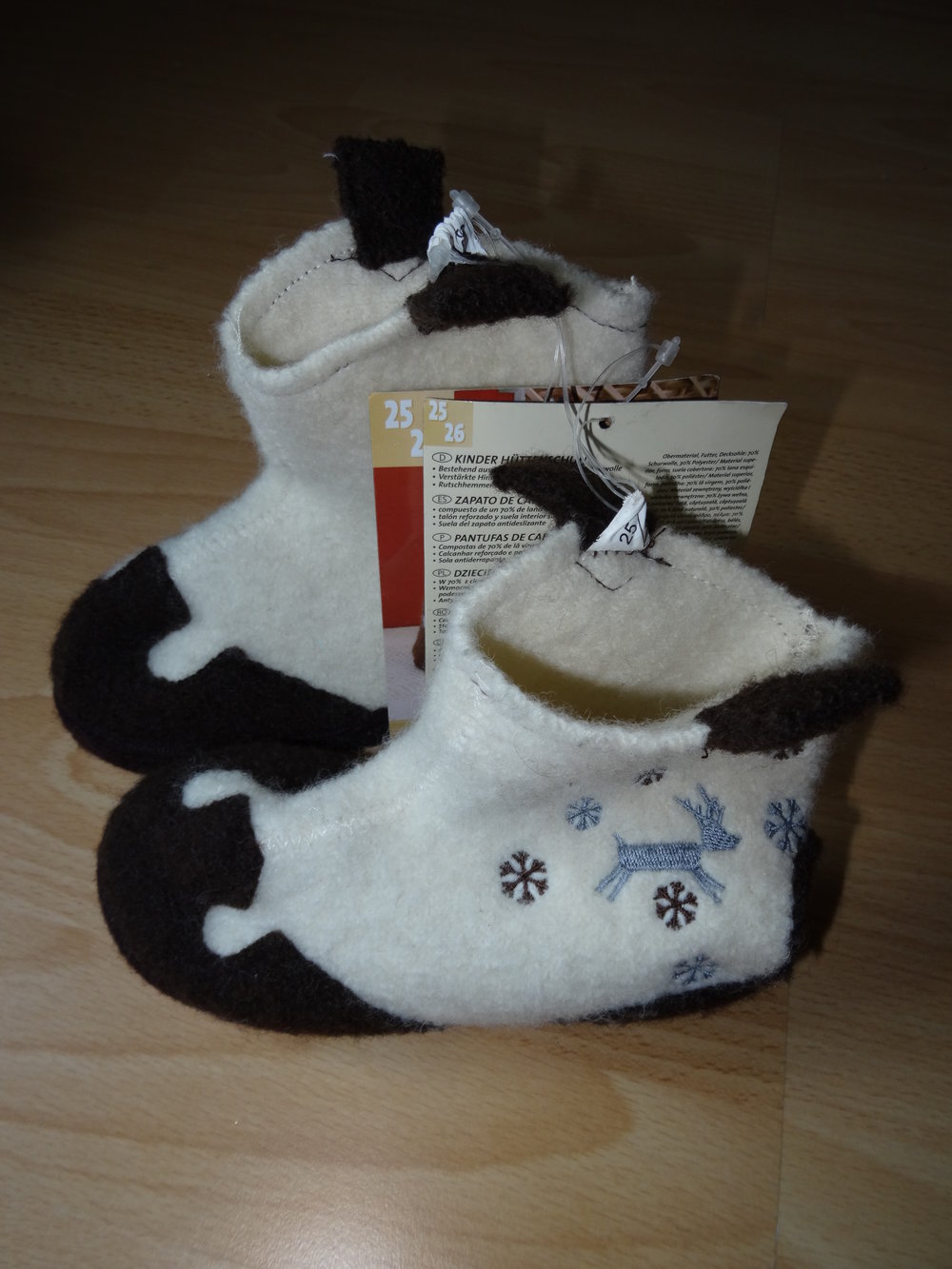 Tolle Kuhhausschuhe Gr. 25/26 Hausschuhe