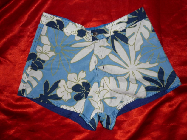 Boardshorts Wendehosen * Gr.34 36 * Badehosen * Bermuda