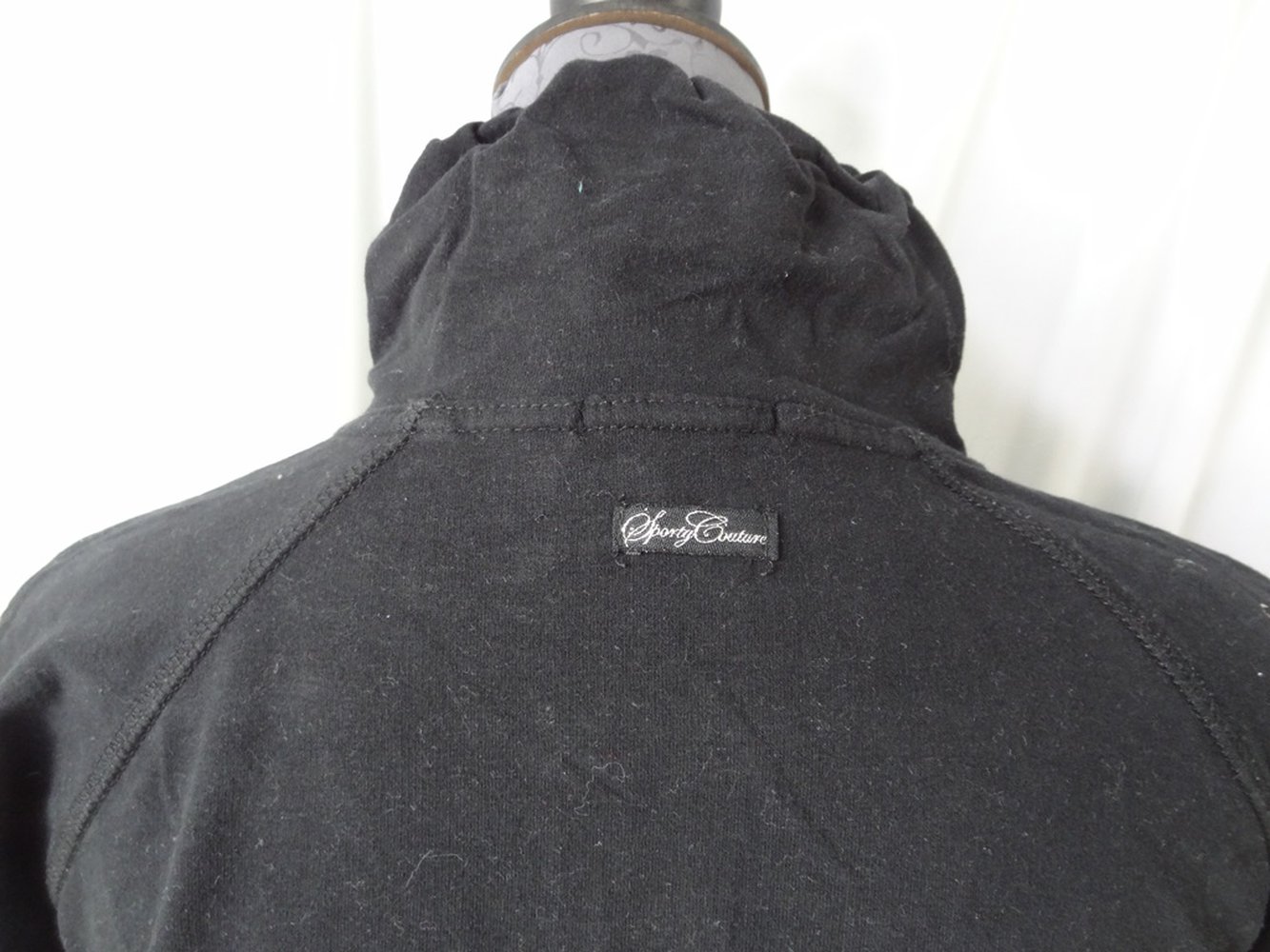 Schwarze Sweatyjacke Weste langärmlig mit Reißverschluss