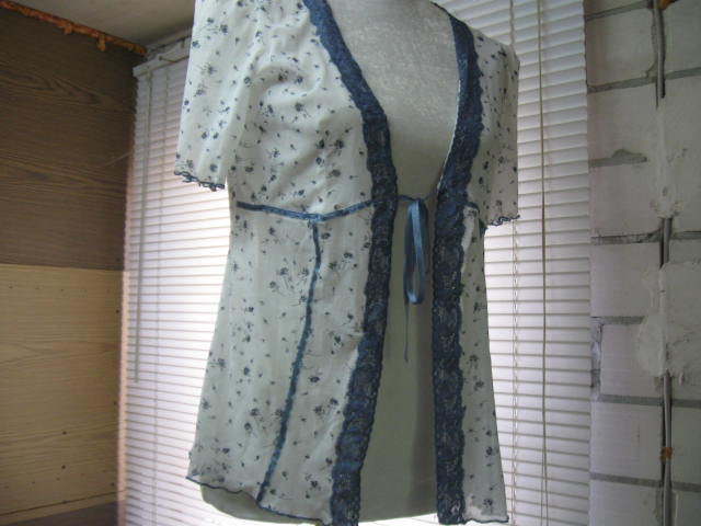 *** Verspielt ~ Süß ~ Spitze ~ Bluse ***