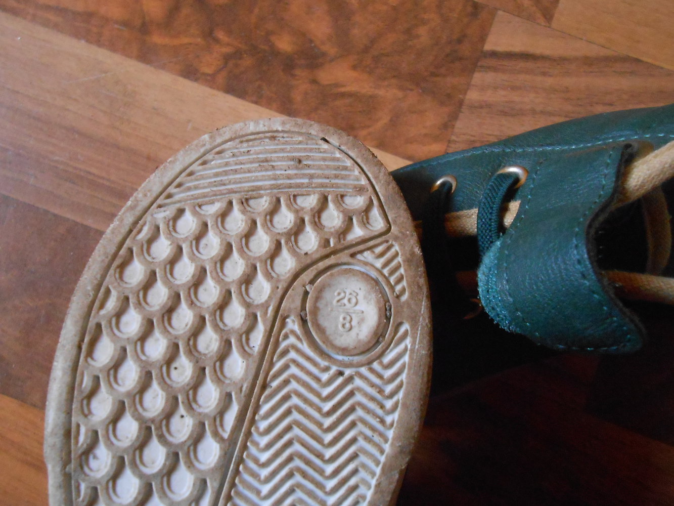 Sneakers grün 26 Turnschuhe