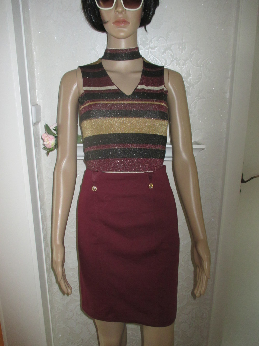 NEUw * Original VINTAGE * Club- Style * DESIGNER * Etui * Bleistift * Shift * High Waist * Mini- Rock * Gr. 36- 38/ S * bordaux * wein- dunkel- rot * gold *